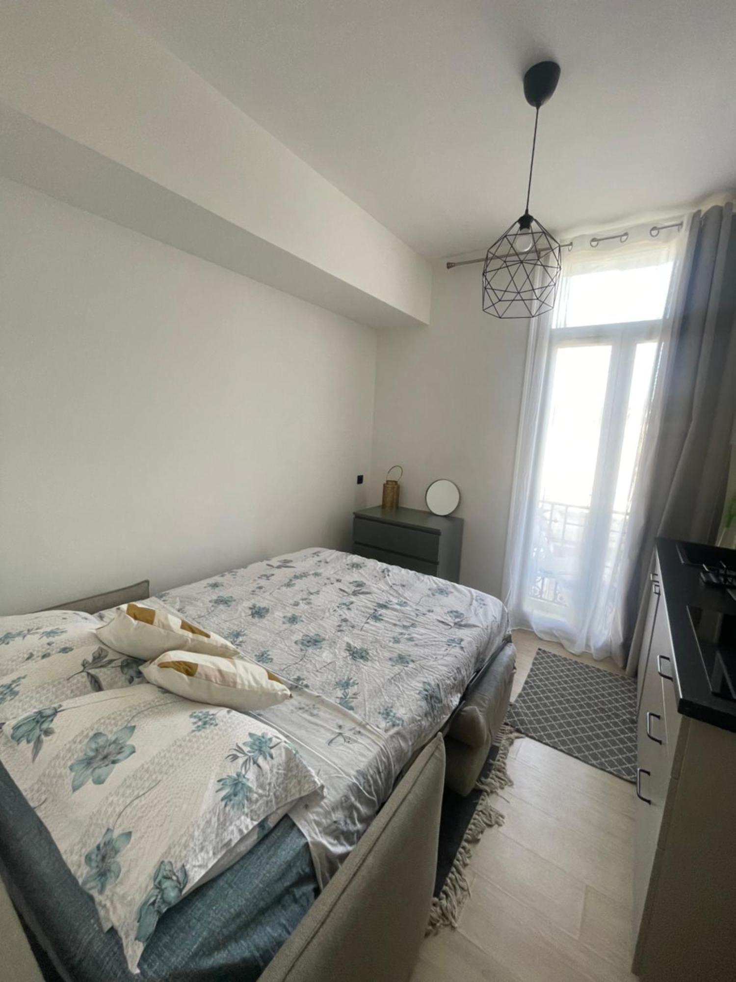 Cosy Studio En Face De La Gare Nizza Esterno foto