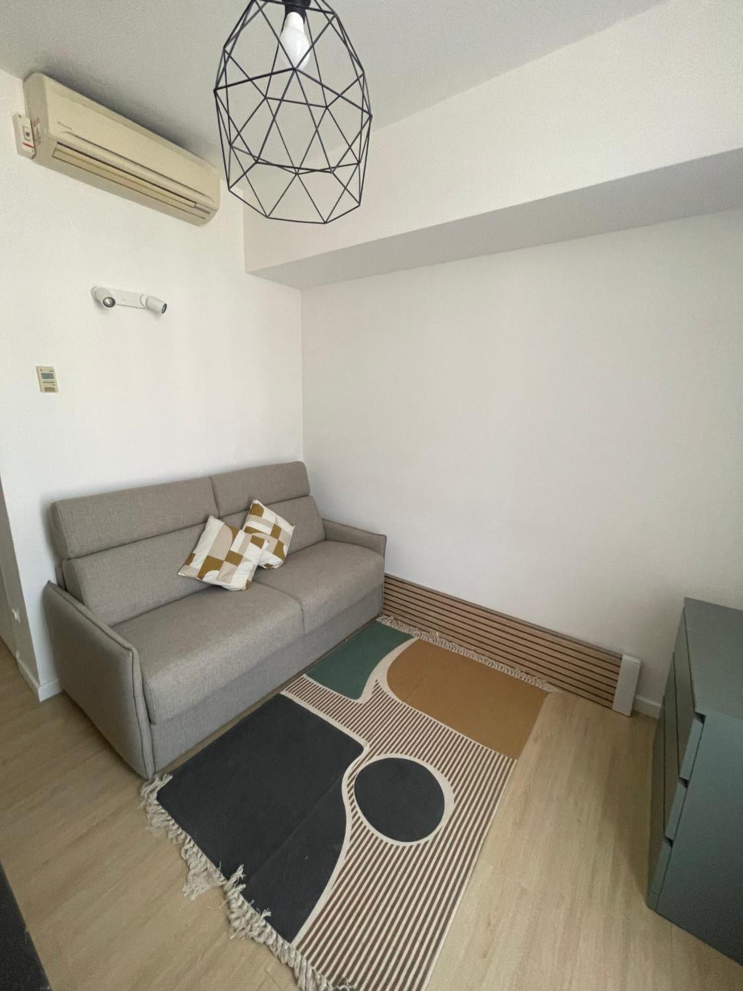 Cosy Studio En Face De La Gare Nizza Esterno foto